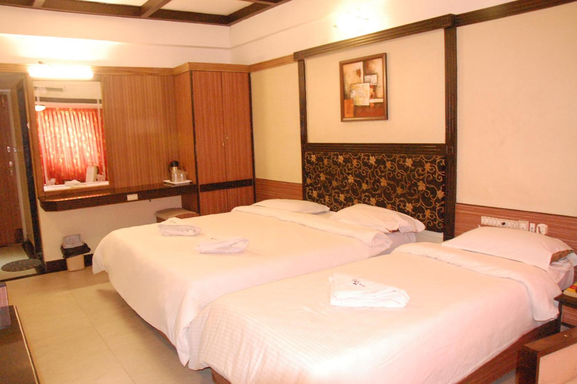 Hotel Blue Star Coimbatore Exterior foto